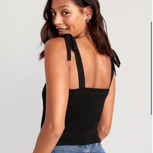 NWT! Black Fitted Tie-Shoulder Cropped Dobby Corset Cami Top 🤎 - Picture 3 of 7